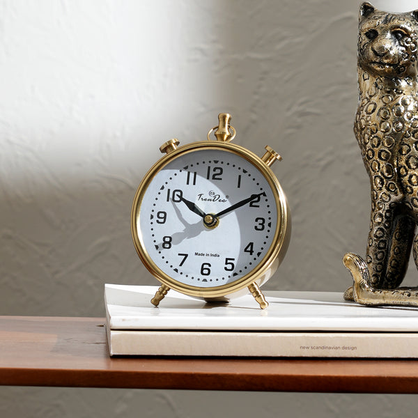 Vintage Gouden Wekker met Klassieke Witte Wijzerplaat