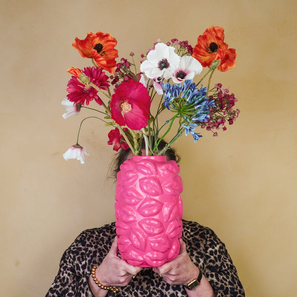 Vase - Kisses - Ceramic - Neon Pink - 17 x 17 x 27 cm