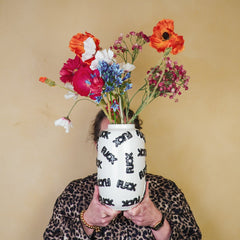Vase - « FUCK » - Céramique - Blanc/Noir - 17x17x27cm