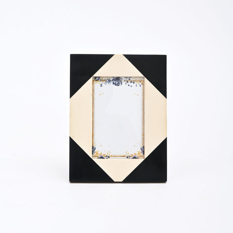 Contemporary Geometric Resin Photo Frame | Black & White
