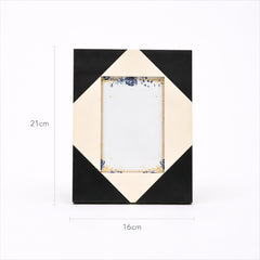 Contemporary Geometric Resin Photo Frame | Black & White