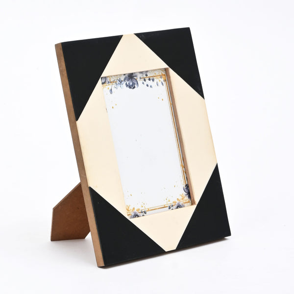 Contemporary Geometric Resin Photo Frame | Black & White