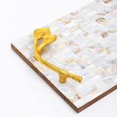 Parelmoerhars dienblad met bladgouden handvatten | Luxe decoratie