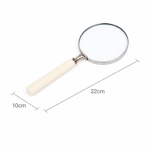 Loupe de style vintage avec manche en résine sculptée | Blanc