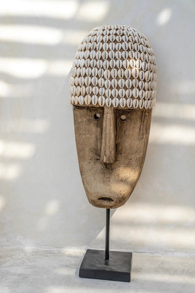 Masque cauri sur socle - Grand modèle