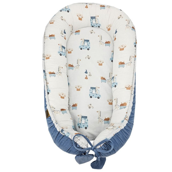 Velvet baby cocoon Giraffe/Blue