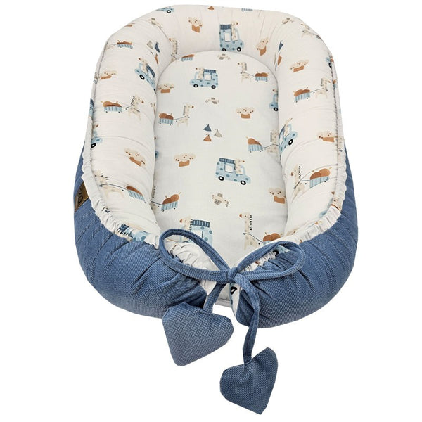 Velvet baby cocoon Giraffe/Blue