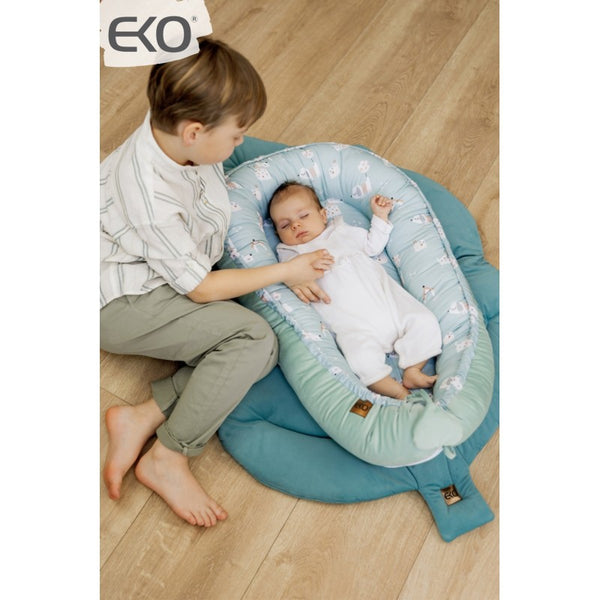 Cotton baby cocoon Pilot Bear