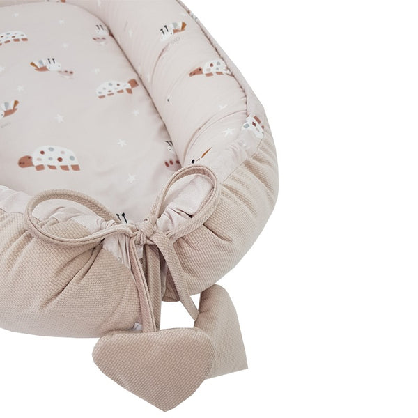 Velvet baby cocoon Bees