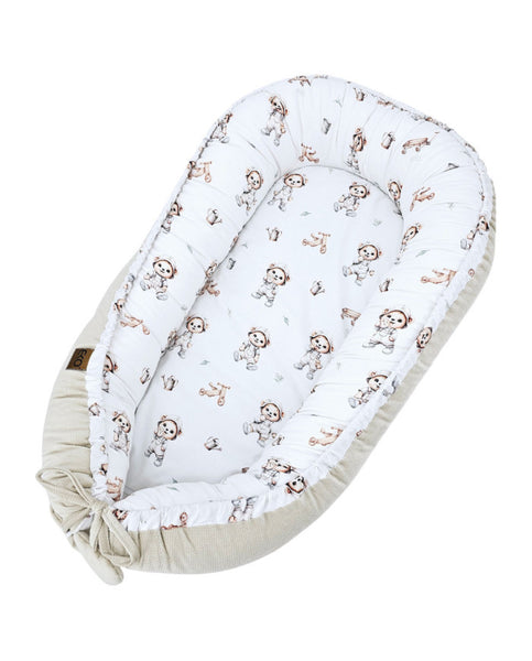 Velvet baby cocoon Gardener Bear