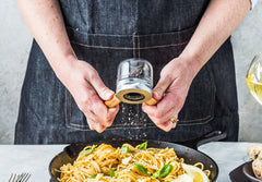 "Ortwo Herb Grinder"