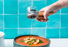 "Ortwo Herb Grinder"