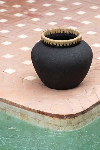 The Styly Vase - Black Natural - L
