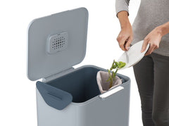 Totem Max 60-liter Trash Can Editions Sky