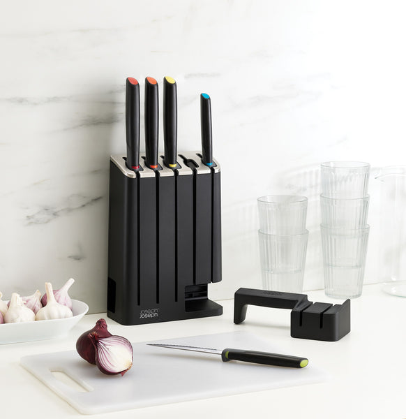 Elevate knife block with 5 knives