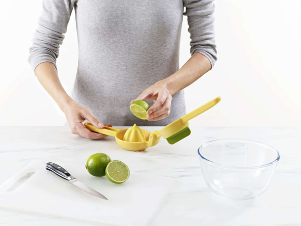 JuiceMax Dual-Action Citrus Juicer