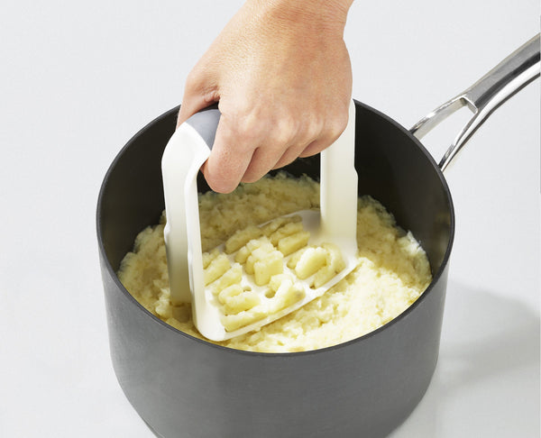 Presse-purée ergonomique