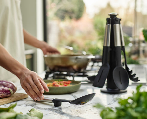 Carrousel Elevate avec ustensiles de cuisine, 6 pièces