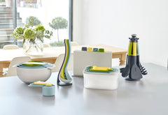 Nesting bowls and measuring spoons set of 9 pieces