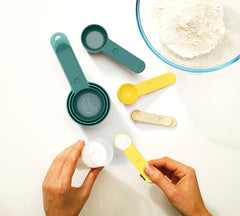 Nest measuring spoon set of 8 pieces