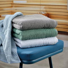 Leonora Bath Towel Fog Blue 90x200 cm
