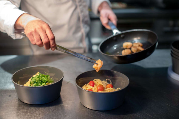 "Move Bowl Round 1.3 liters Set of 12 Pieces"