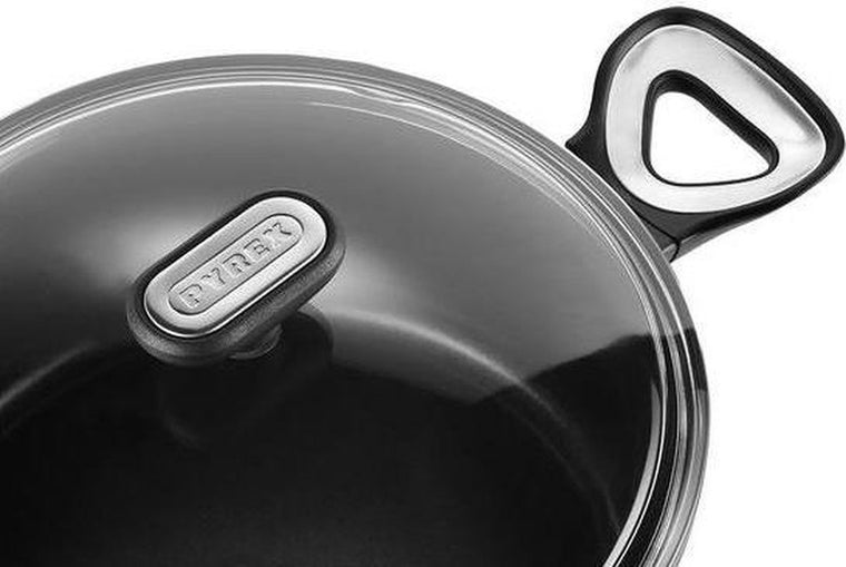 Origin+ Saucepan with Lid Ø 28 cm