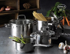 Batterie de cuisine Moments avec autocuiseur de 8 pièces