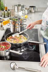 Batterie de cuisine Moments avec autocuiseur de 8 pièces