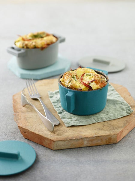 Roasting pan Terra.Cotto Cast Iron Oval with lid 13x10 cm